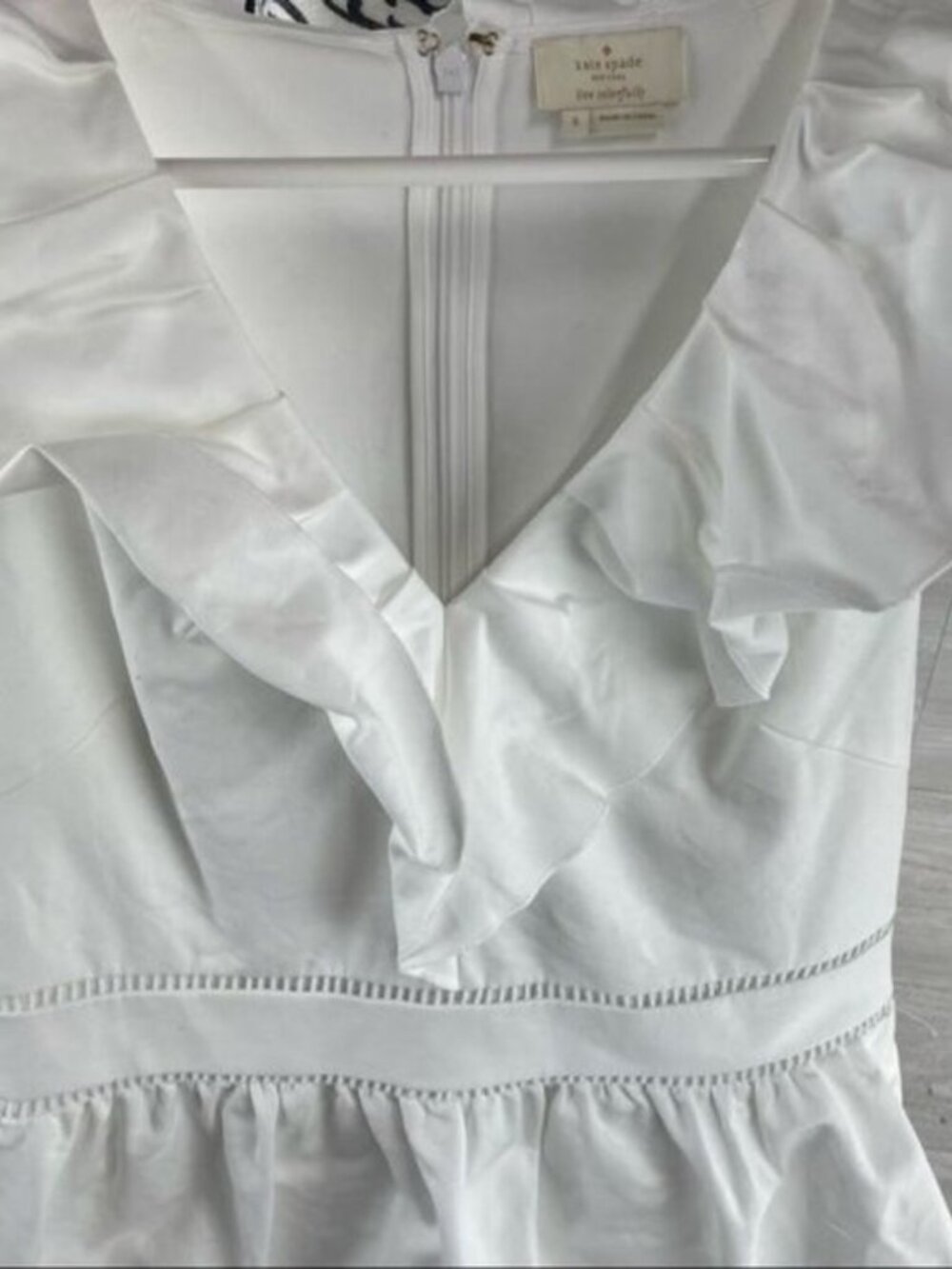 Kate Spade White Ruffle V-Neck Peplum Top Ladder Lace Trim Size 6 - Picture 8 of 8